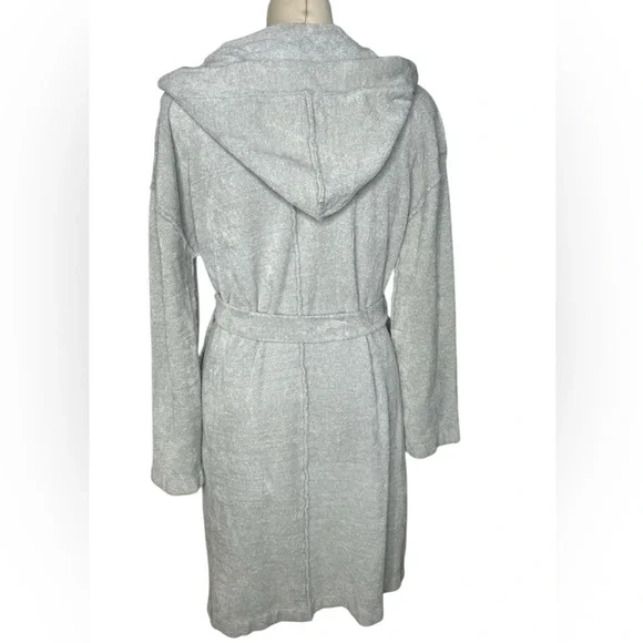 Barefoot Dreams Cozy Chic Lite hooded robe - Picture 2 of 5